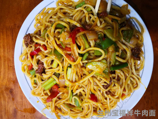 兰州红烧牛肉面加盟外地好不好吃,牛肉面