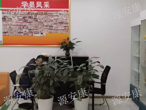 安顺专业小儿推拿培训师,小儿推拿