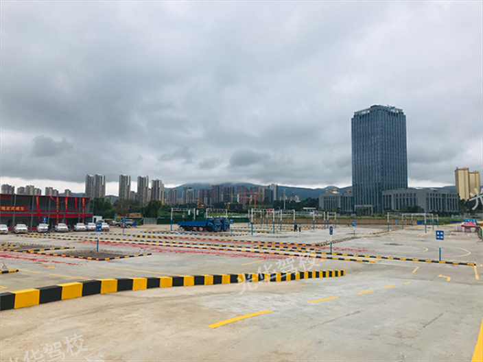 西山区零基础学车考试,学车