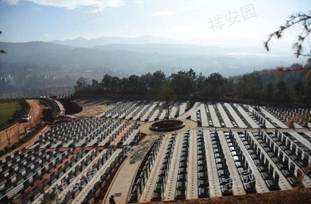 昆明金宝山陵园产权多久,陵园