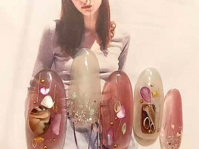 美甲师培训学费多少钱,美甲培训