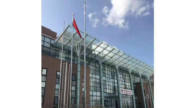 东港区国际学校学费多少,学校