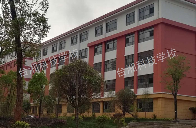 云南比较好的公安特警专业学院,法律事务