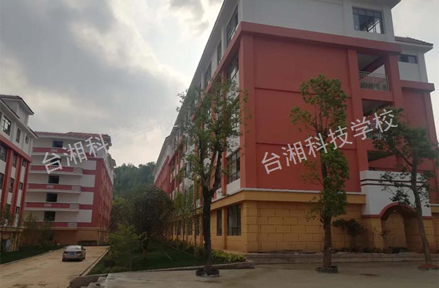 云南比较好的公安特警专业学院,法律事务